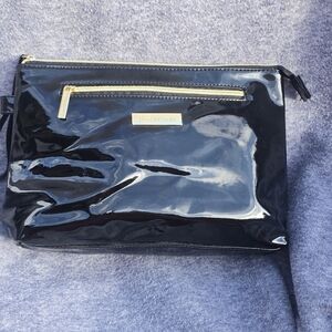 Isaac mizrahi cosmetic bag BLACK GLOSSY